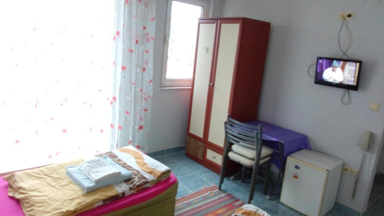 White Cat Sevgi Otel Antalya Eksteriør billede