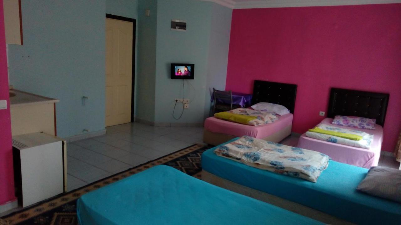 White Cat Sevgi Otel Antalya Eksteriør billede